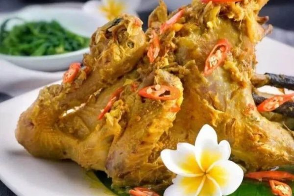 Makanan Ayam Betutu: Hidangan Tradisional Bali yang Lezat