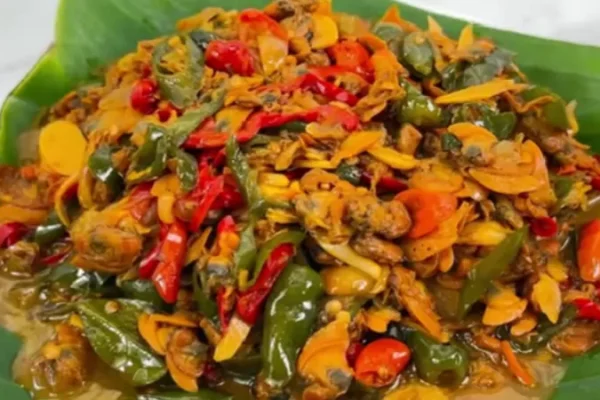 Mengenal Rasa Lezat Kerang Saus Cabe Ijo yang Menggoda