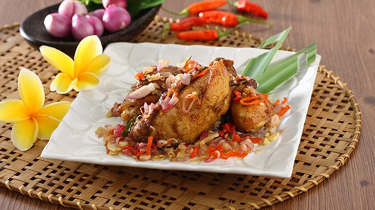 Makanan Ayam Sambal Dabu-Dabu: Rasa Pedas Segar yang Menggoda