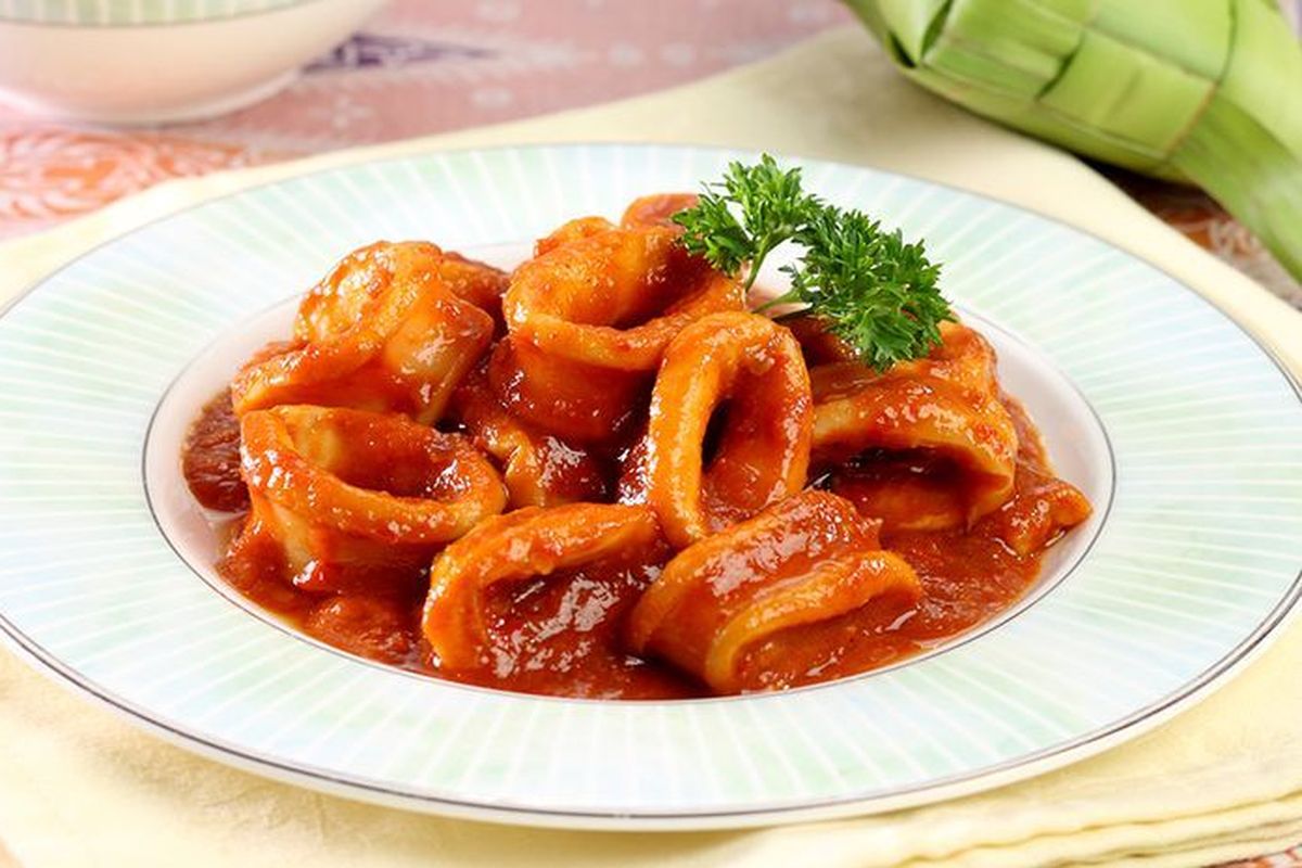 Makanan Cumi Saus Padang: Lezat dan Menggugah Selera