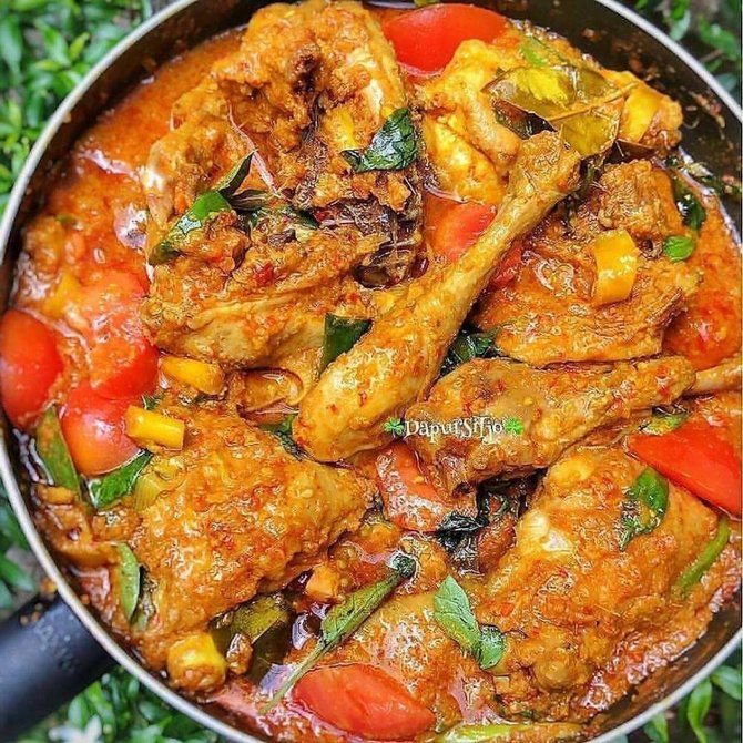 Mengenal Lezatnya Makanan Ayam Woku Khas Manado